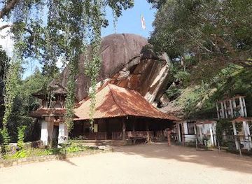 sri-lanka/kandy/attraction/hindagala-rajamaha-viharaya