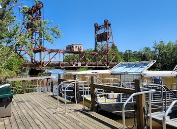 mississippi/the-gulf-coast/attraction/cajun-encounters-tour-company