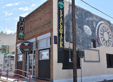 new-mexico/roswell/attraction/roswell-ufo-spacewalk