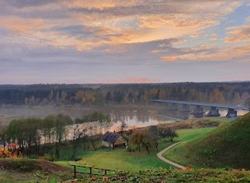 lithuania/dzukija-national-park/attraction/merkines-dvarviete