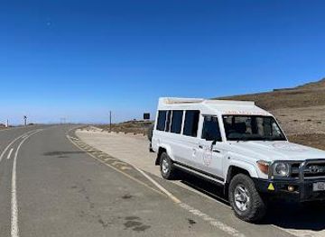 south-africa/drakensberg/attraction/sani-pass-tours