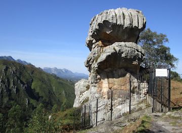 spain/picos-de-europa/attraction/pena-tu