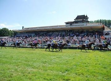 france/caen/attraction/clairefontaine-racecourse
