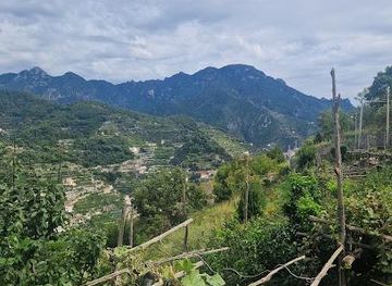 italy/ravello/attraction/santa-maria-delle-grazie-a-paradiso