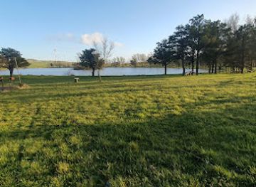 italy/irpinia/attraction/lago-mignatta