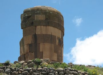 peru/puno-region/attraction/chullpas-de-chingarani