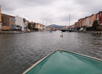 france/cote-d-azur/attraction/plage-de-port-grimaud
