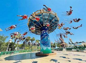 california/orange-county/attraction/silly-symphony-swings