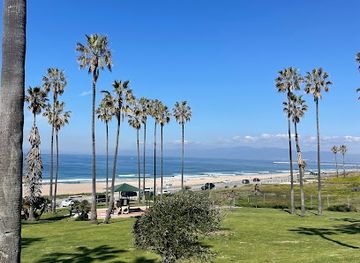 california/venice-beach/attraction/vista-del-mar-park