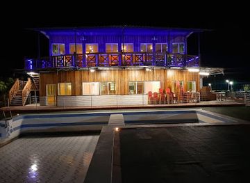 gabon/ogooue-maritime-province/attraction/complexe-riverland