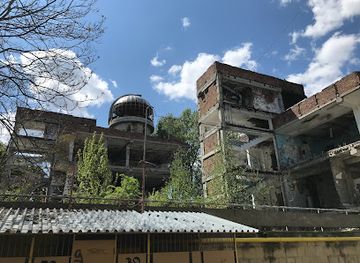 moldova/chisinau/attraction/abandoned-observatory-of-the-pioneer-palace