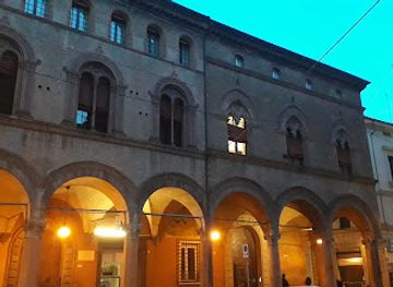 italy/bologna/attraction/palazzo-fava