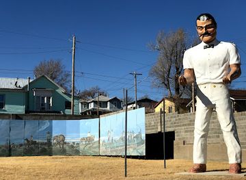 kansas/dodge-city/attraction/salsa-man