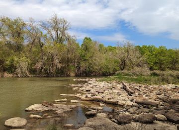 texas/mckinney-falls-state-park/attraction/mckinney-roughs-nature-park