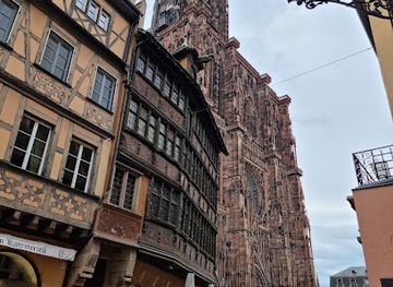 france/strasbourg/european-quarter/attraction/cathedrale-notre-dame-de-strasbourg