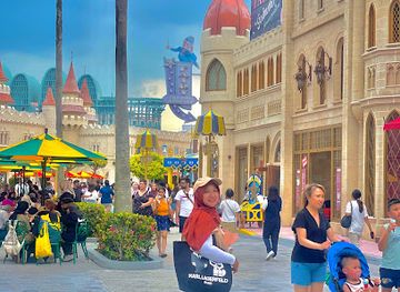 singapore/sentosa-island/attraction/dance-for-the-magic-beans