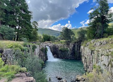 south-africa/sani-pass/attraction/mkhomazana-waterfall-sani-pass-hotel