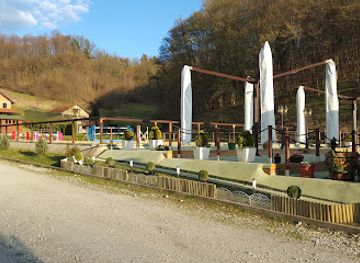 croatia/zagorje/attraction/ranch-hfc