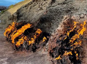 azerbaijan/baku/attraction/yanar-dag