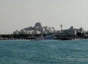 Abu Dhabi Dates Market
