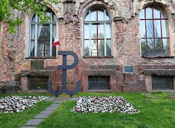 poland/zegrze-reservoir/attraction/reduta-bank-of-poland