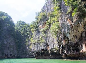 thailand/phuket/attraction/phanak-island