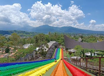 indonesia/java/attraction/dusun-semilir