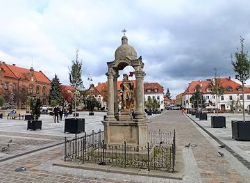 poland/lesser-poland/attraction/myslenice-market-square
