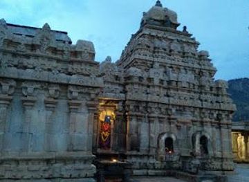 india/bengaluru/attraction/sri-bhoga-nandishwara-gudi