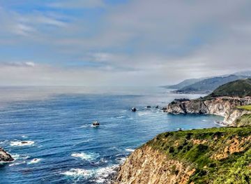 california/big-sur/attraction/hurricane-point-vista-point