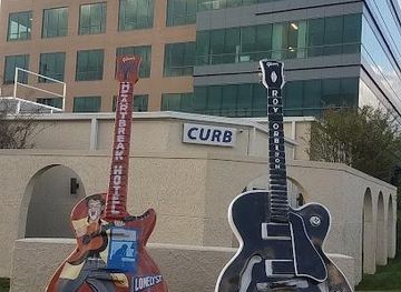 tennessee/franklin/attraction/music-row