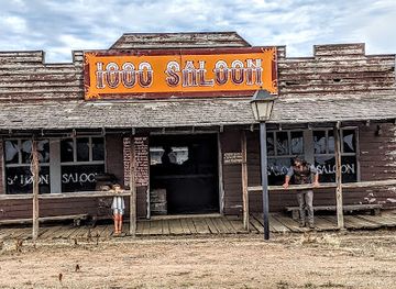 south-dakota/missouri-river/attraction/1880-cowboy-town