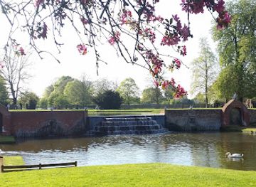 united-kingdom/surrey/attraction/bushy-park