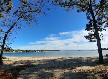 rhode-island/kent-county/attraction/buttonwoods-beach-warwick-city-park