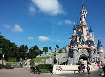 france/ile-de-france/attraction/la-taniere-du-dragon