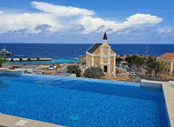 curacao/piscadera/attraction/cascada-rooftop-bar-kitchen