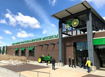 iowa/driftless-area/attraction/john-deere-tractor-engine-museum