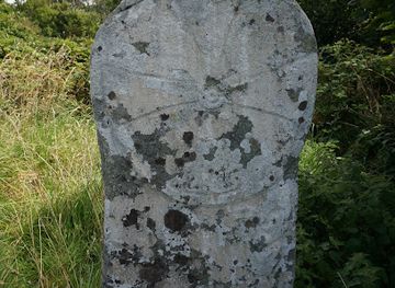 ireland/donegal-bay/attraction/killaghtee-old-church-cemetery-and-ancient-stone-slab-cross