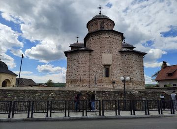 romania/arges/attraction/the-royal-court-of-curtea-de-arges