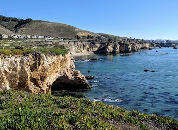 california/pismo-beach/attraction/dinosaur-caves-park