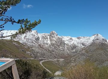 portugal/serra-da-estrela/attraction/miradouro-covoes-do-alto-zezere