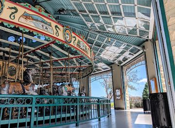 minnesota/saint-paul/attraction/cafesjian-s-carousel
