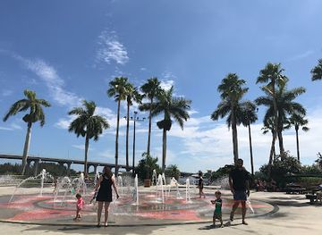 florida/treasure-coast/attraction/royal-palm-pointe-park