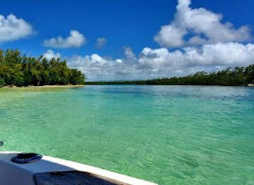 mauritius/trou-aux-biches/attraction/tibo-mona-excursions