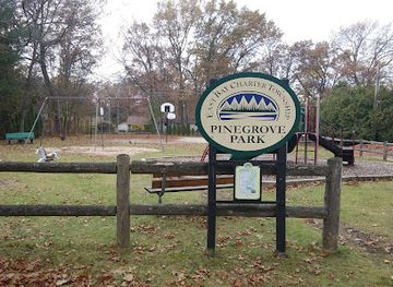 michigan/traverse-city/attraction/pine-grove-park
