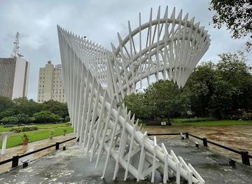 india/konkan-coast/attraction/cross-maidan-garden