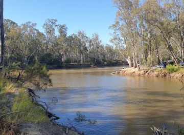 australia/murray-region/attraction/murray-goulburn-river-junction