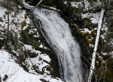 oregon/wallowa-county/attraction/wallowa-falls