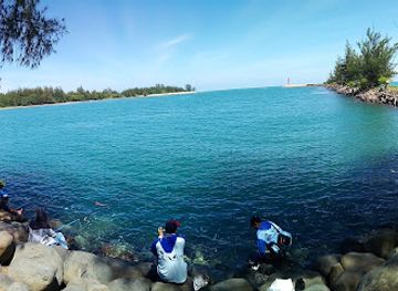 indonesia/bengkulu/attraction/lentera-merah-beach