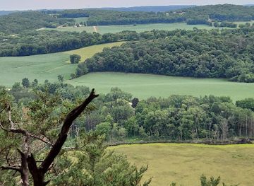 wisconsin/ice-age-trail/attraction/ice-age-national-scenic-trail-gibraltar-rock-trailhead